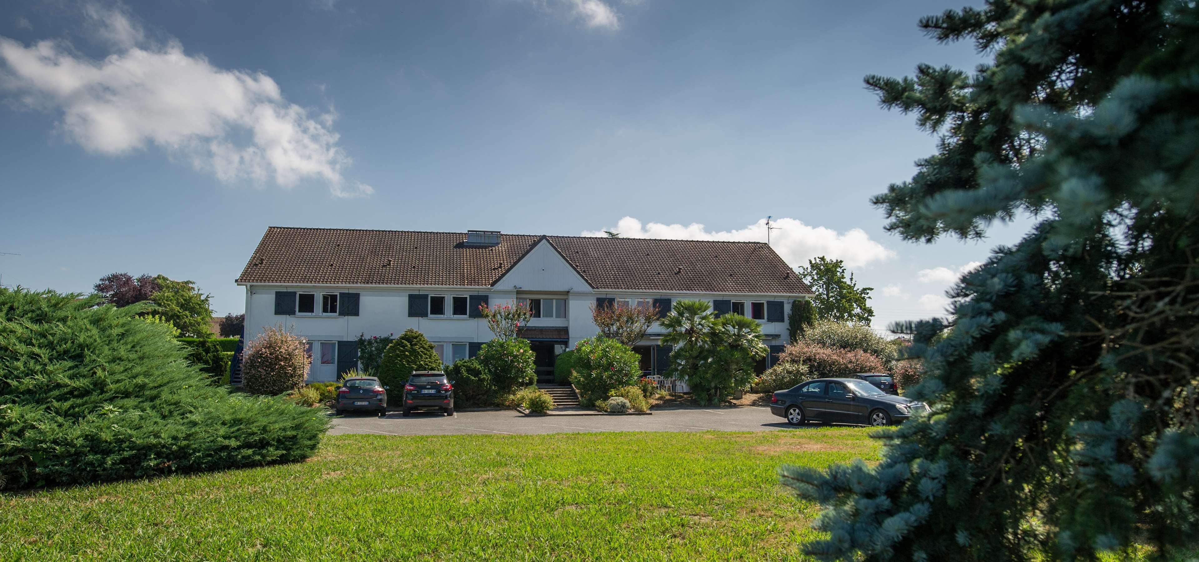 Kyriad Orthez Exterior foto